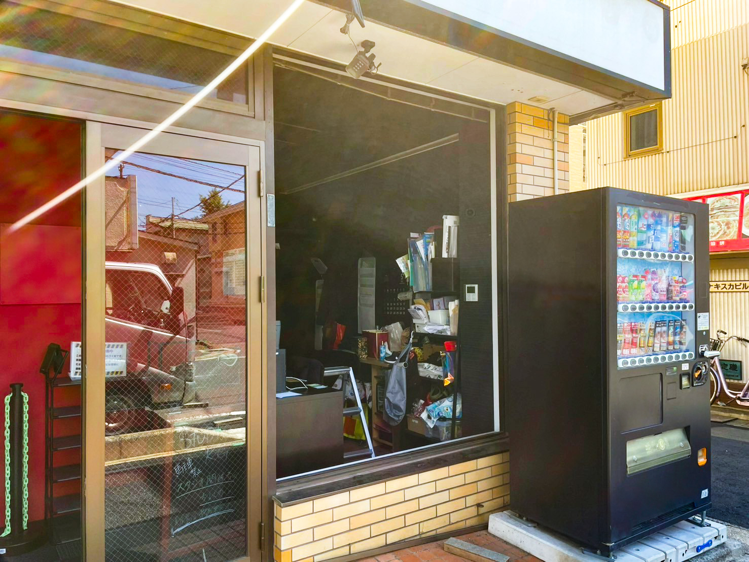 千葉県千葉市美浜区｜ガラス交換（網入り透明ガラス）の施工事例